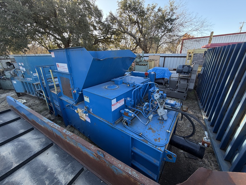 Used Titan-6-EC Full Eject Baler
